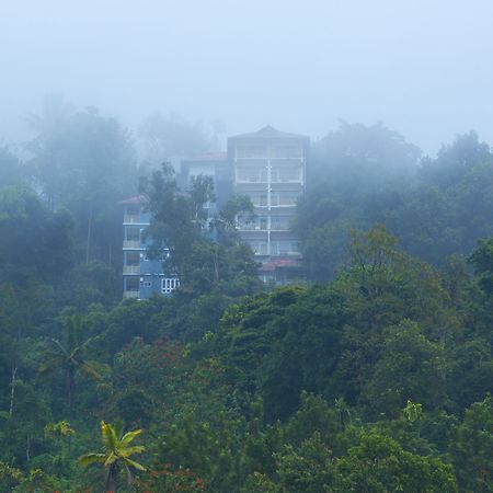Spice Country Resort Chithirapuram Exterior photo