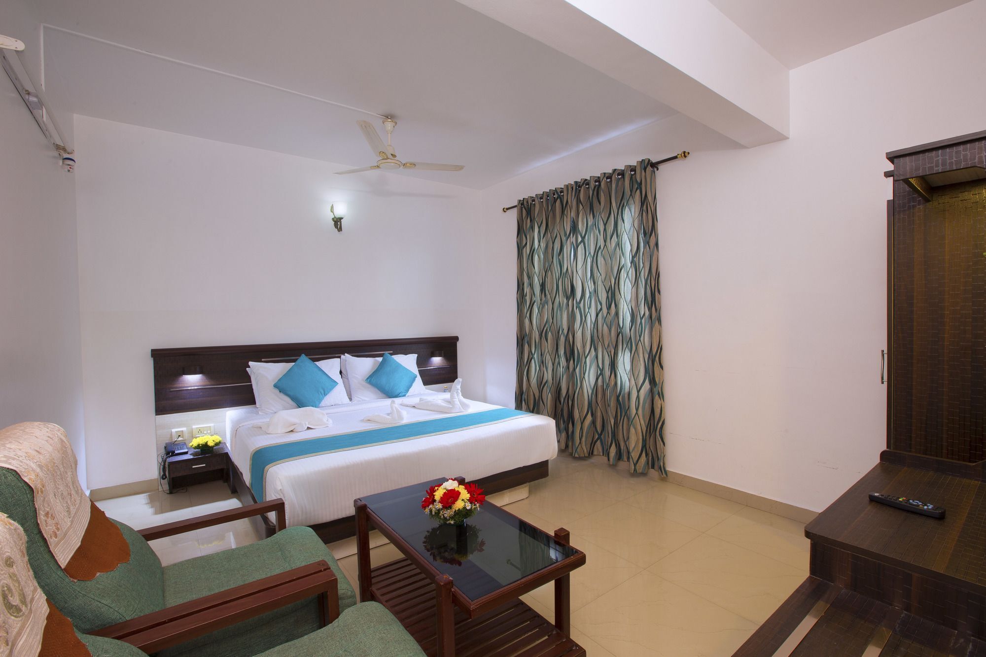 Spice Country Resort Chithirapuram Exterior photo