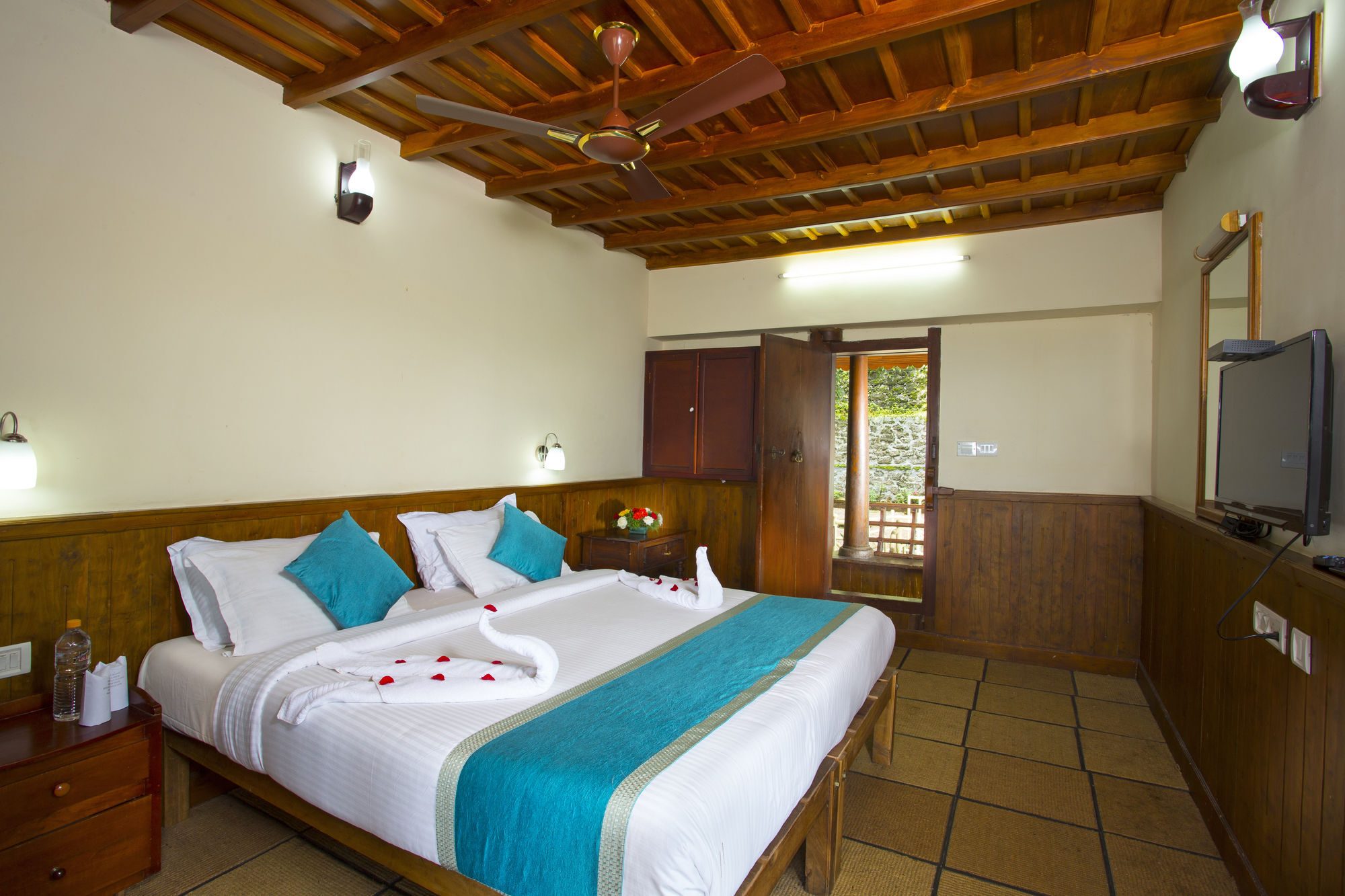 Spice Country Resort Chithirapuram Exterior photo