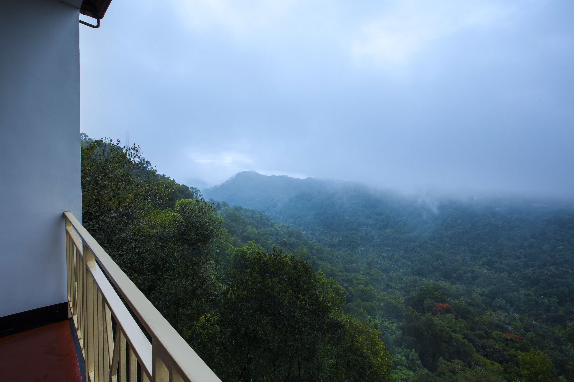 Spice Country Resort Chithirapuram Exterior photo