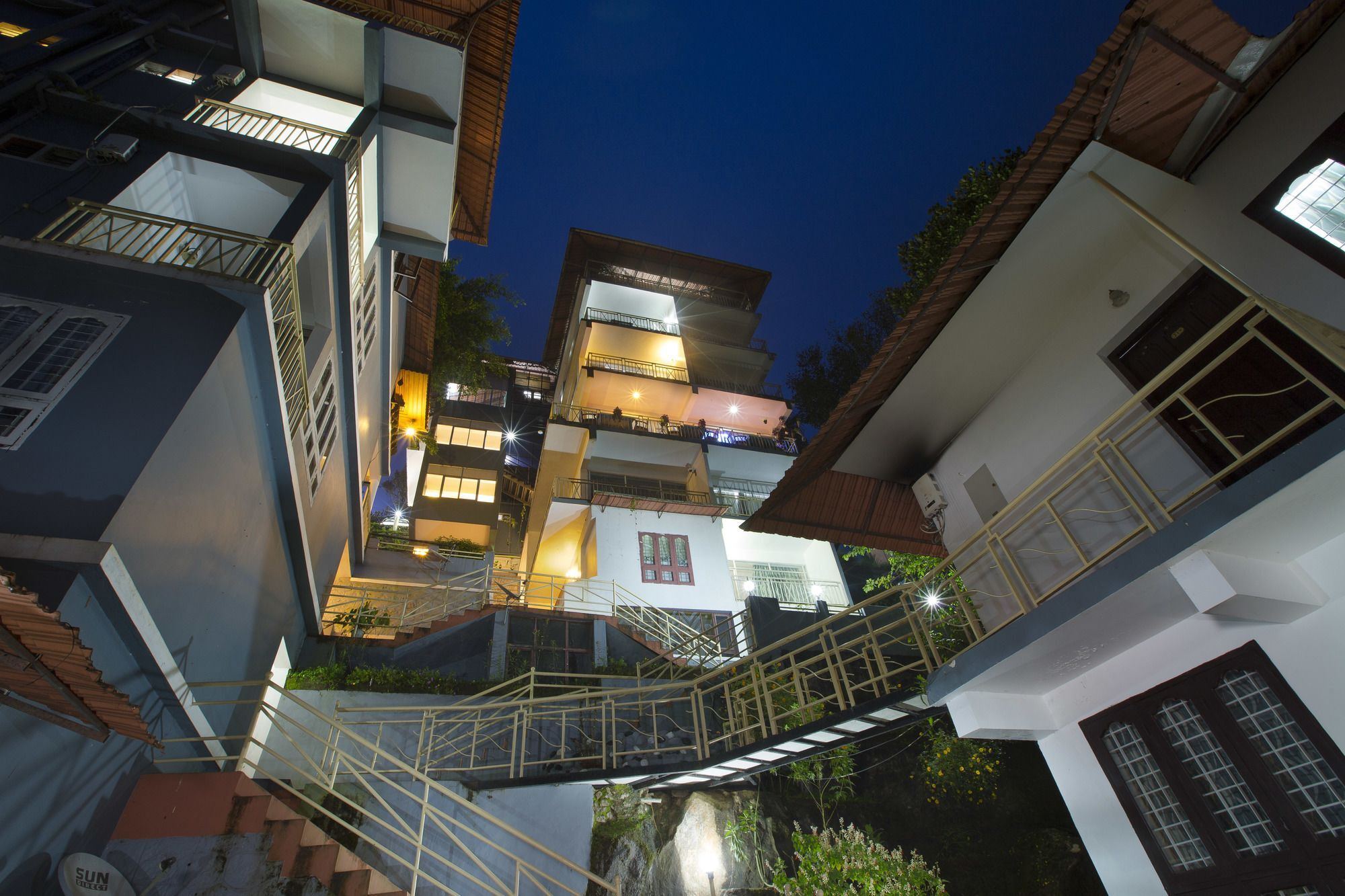 Spice Country Resort Chithirapuram Exterior photo
